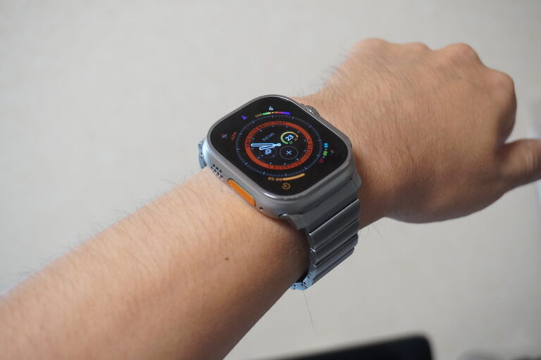 Apple Watch Ultraとの相性は最強！ NOMADのチタニウムバンド使用レビュー - Smart Watch Life｜日本初の